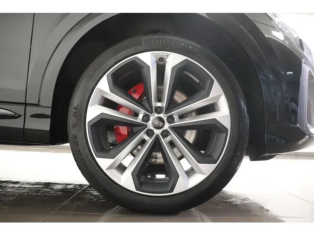 Gebraucht Audi Q8 Ambiente 340 PS (250 kW) 2025 Mythosschwarz metallic SUV