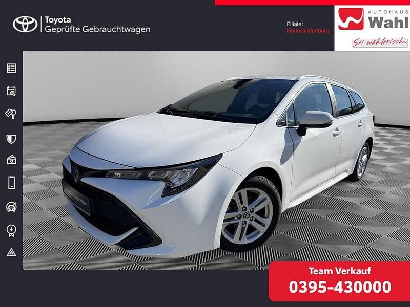 Weiß Gebraucht 2022 Toyota Corolla Business Edition Kombi | 23.900 € (Fairer Preis) - Bild 1/4