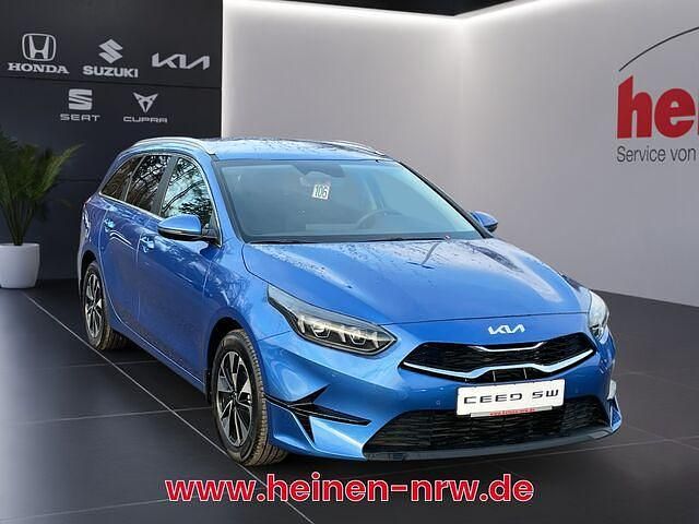 Gebraucht Kia Ceed 140 PS (102 kW) 2024 Andere farbe Kleinwagen