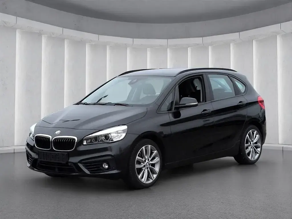 Gebraucht BMW 220 Active Tourer Sport Line 190 PS (139 kW) 2014 Schwarz Van / Kleinbus