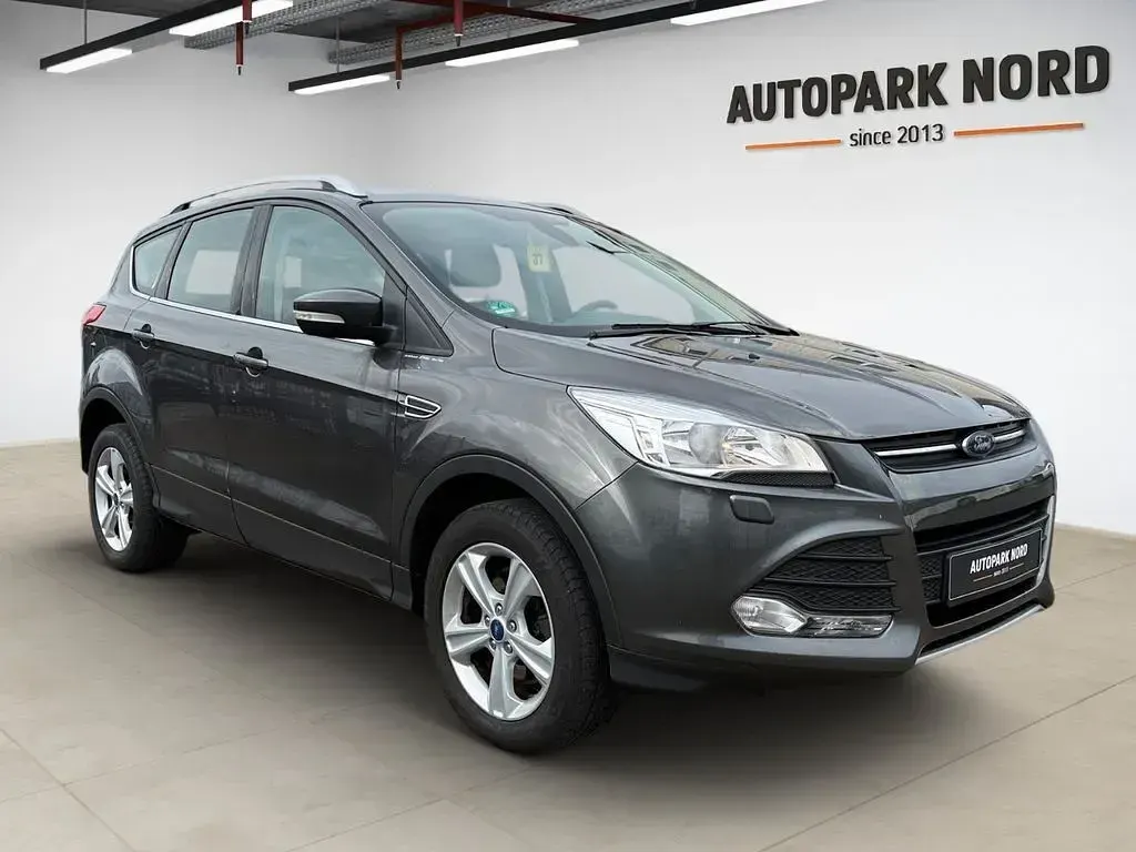 Używany Ford Kuga SYNC Edition 150 KM (110 kW) 2016 Szary SUV