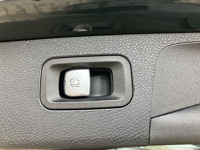 Gebraucht Mercedes E300 306 PS (225 kW) 2022