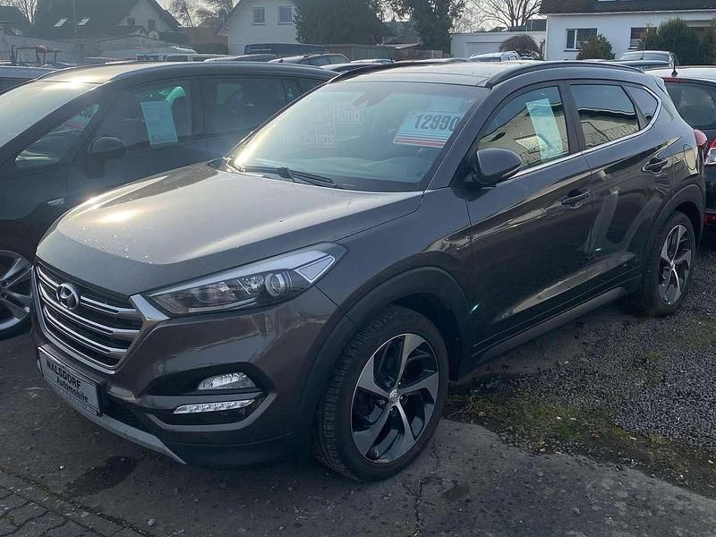 Moon rock / met Gebraucht 2017 Hyundai Tucson Style SUV | 12.990 € (Fairer Preis) - Bild 1/4