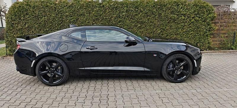 Usado Chevrolet Camaro 453 HP (333 kW) 2018 Preto Coupé