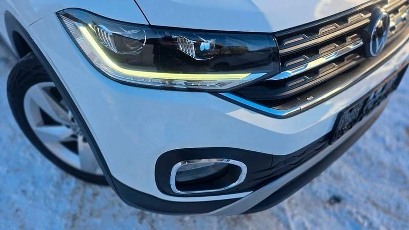 Pure white Gebraucht 2021 VW T-Cross Style SUV | 14.999 € (Superpreis) - Bild 1/4