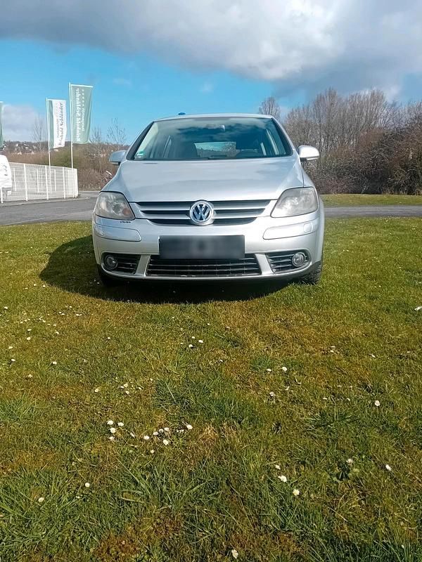 Gebraucht VW Golf V 101 PS (74 kW) 2006 Silber Kleinwagen