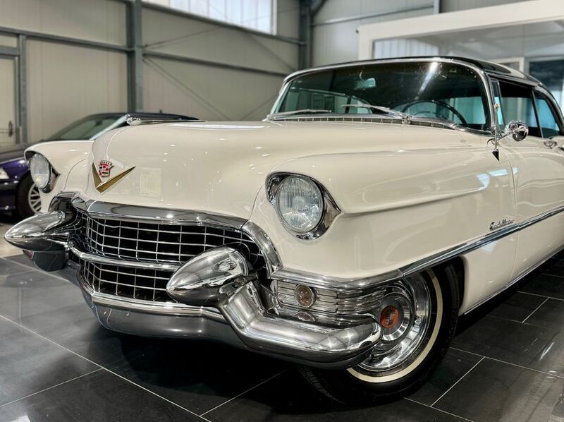 Second-hand Cadillac Deville 250 CP (183 kW) 1955 Alb Berlinǎ