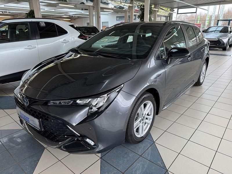 Gebraucht Toyota Corolla Team 140 PS (102 kW) 2025 Grau Kombi