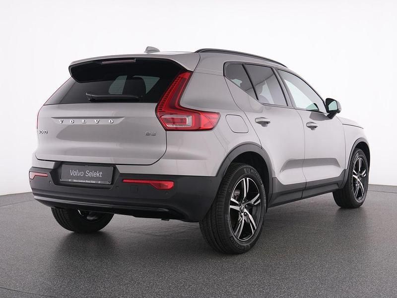 Gebraucht Volvo XC40 Plus 163 PS (119 kW) 2025 Silber SUV
