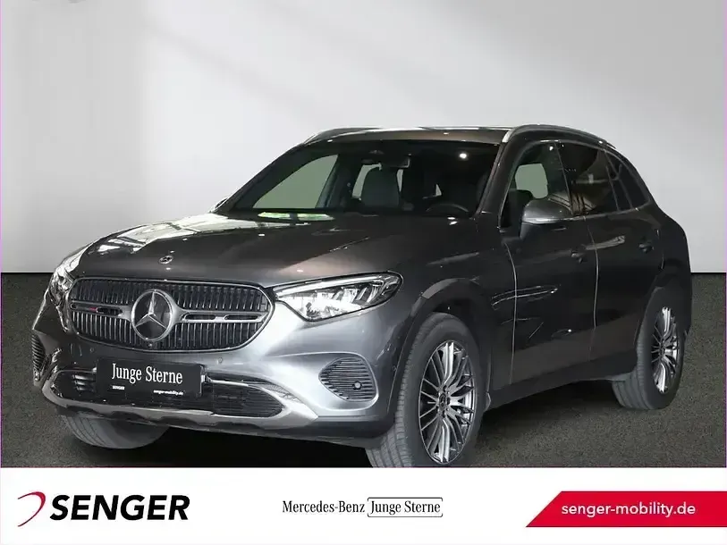 Gebraucht Mercedes GLC220 Avantgarde 197 PS (144 kW) 2023 SUV