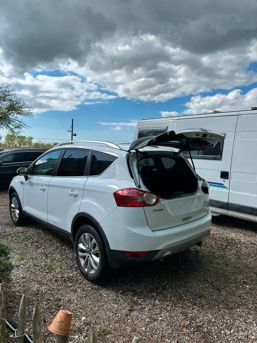 Brugt Ford Kuga 140 HK (102 kW) 2011 Hvid SUV