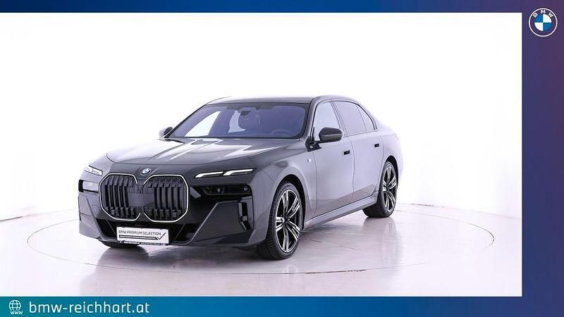 Grau Gebraucht 2024 BMW 740 M Sport Limousine | 103.890 € - Bild 1/4
