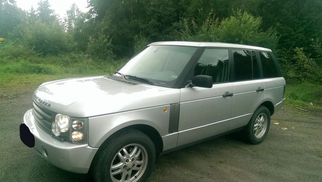 Gebraucht Land Rover Range Rover Vogue 177 PS (130 kW) 2004 Silber metallic SUV