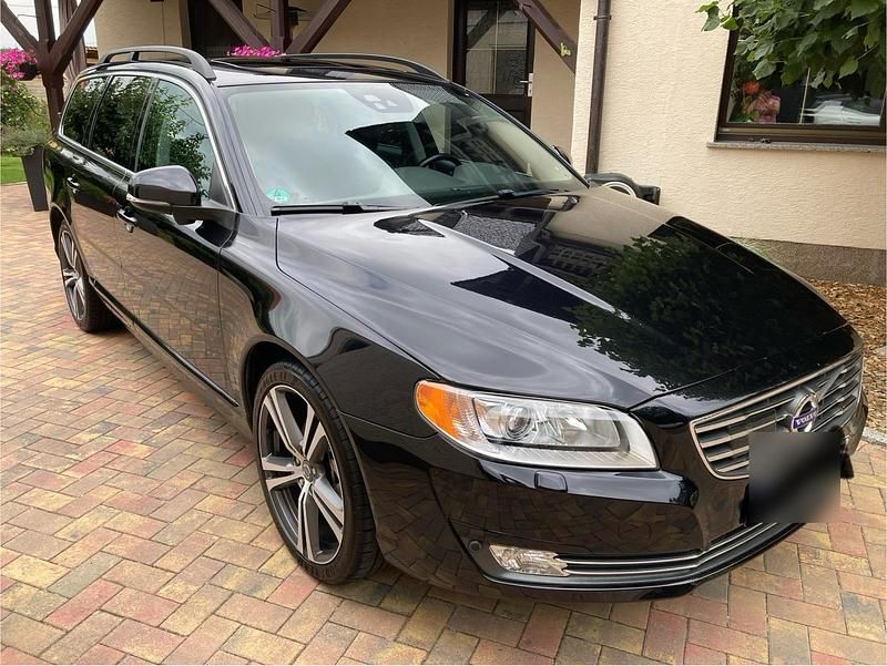 Gebraucht Volvo V70 181 PS (133 kW) 2014 Schwarz Kombi