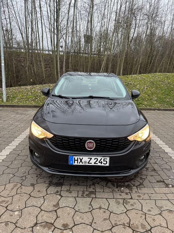 Schwarz Gebraucht 2020 Fiat Tipo S Limousine | 10.799 € (Guter Preis) - Bild 1/4