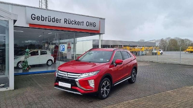 Gebraucht Mitsubishi Eclipse Cross Edition 163 PS (119 kW) 2018 Dynamikrot SUV