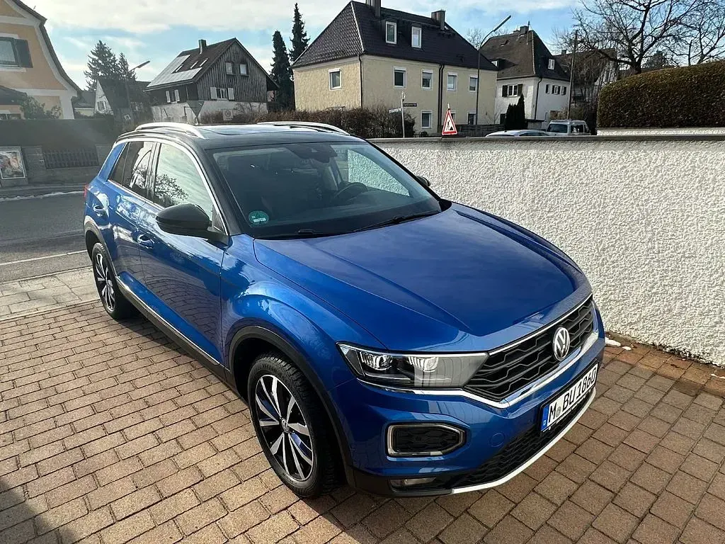 Gebraucht VW T-Roc Style 150 PS (110 kW) 2018 Blau SUV
