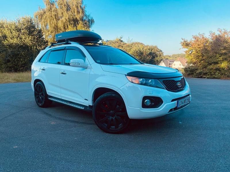 Weiß Gebraucht 2011 Kia Sorento Edition 7 SUV | 9.500 € (Teuer) - Bild 1/4