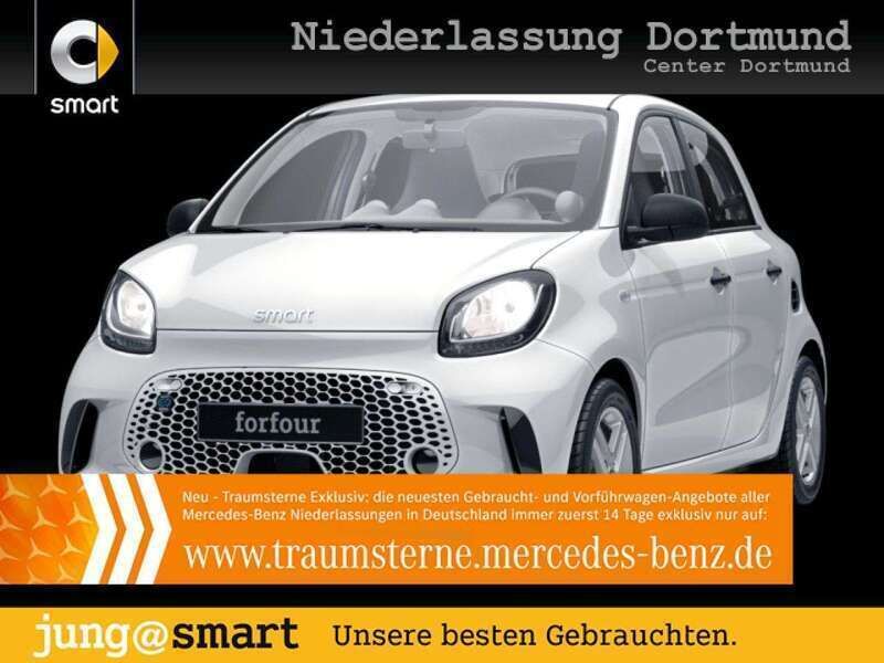 Weiß Gebraucht 2022 Smart ForFour Electric Drive Limousine | 7.990 € (Guter Preis) - Bild 1/3