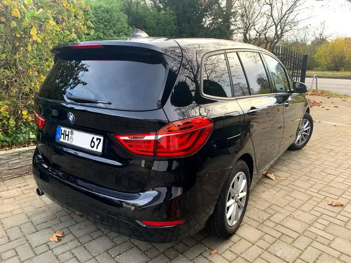 Używany BMW 218 150 KM (110 kW) 2017 Czarny Kombi