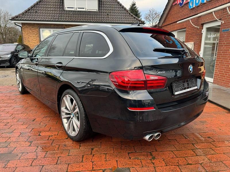 Gebraucht BMW 520 Performance 190 PS (139 kW) 2015 Schwarz Kombi
