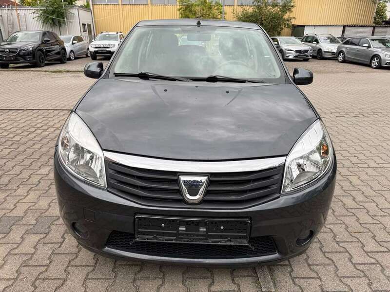 Grau Gebraucht 2012 Dacia Sandero Lauréate Kleinwagen | 3.500 € (Superpreis) - Bild 1/4