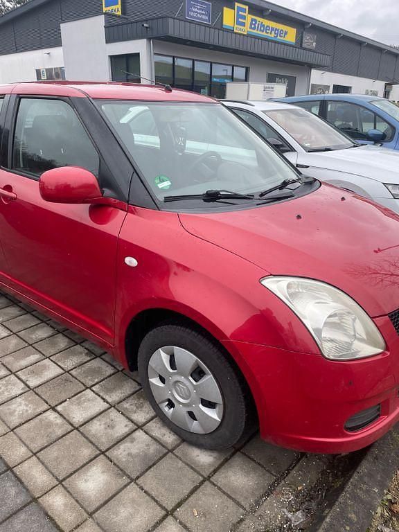 Gebraucht Suzuki Swift Club 92 PS (67 kW) 2006 Rot Kleinwagen