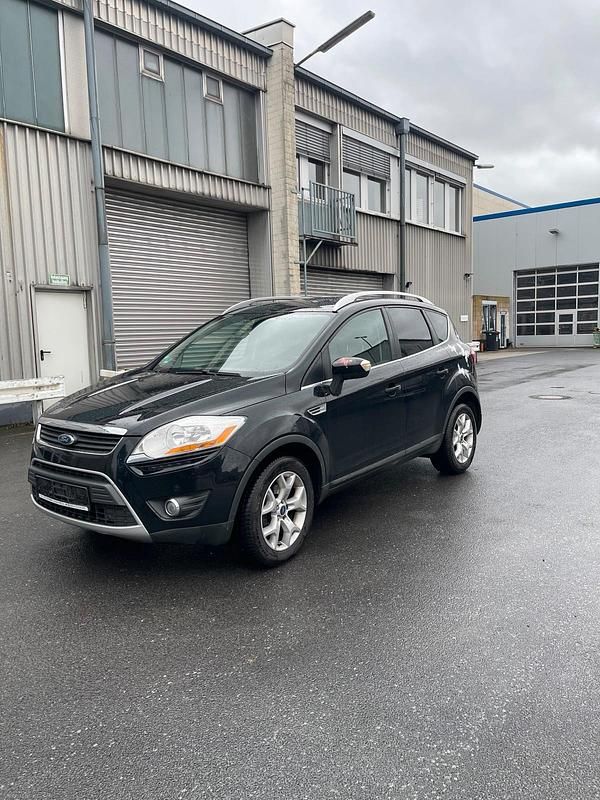 Gebraucht Ford Kuga 140 PS (102 kW) 2011 Schwarz SUV
