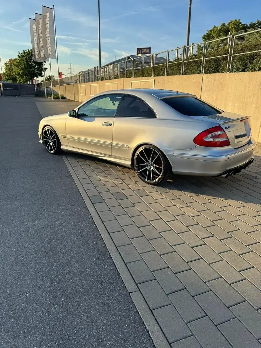 Gebraucht Mercedes CLK320 AMG 2007 Silber Coupé