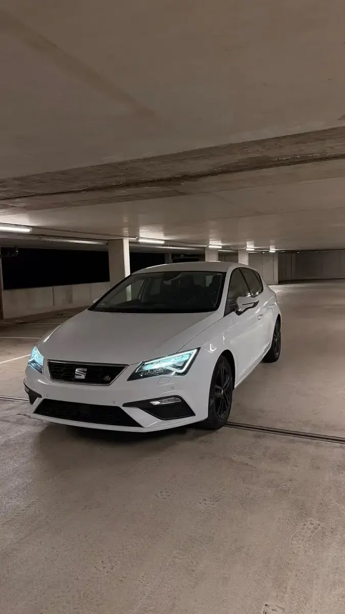 Gebraucht Seat Leon FR 150 PS (110 kW) 2019 Weiß Limousine