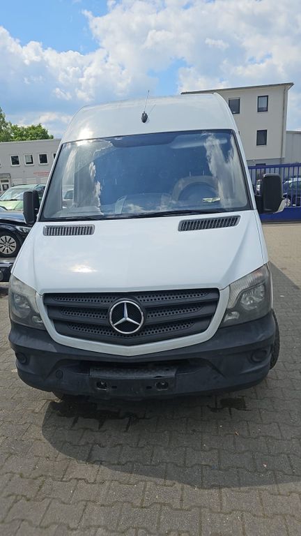 Weiß Gebraucht 2017 Mercedes Sprinter Van | 16.200 € (Fairer Preis) - Bild 1/4