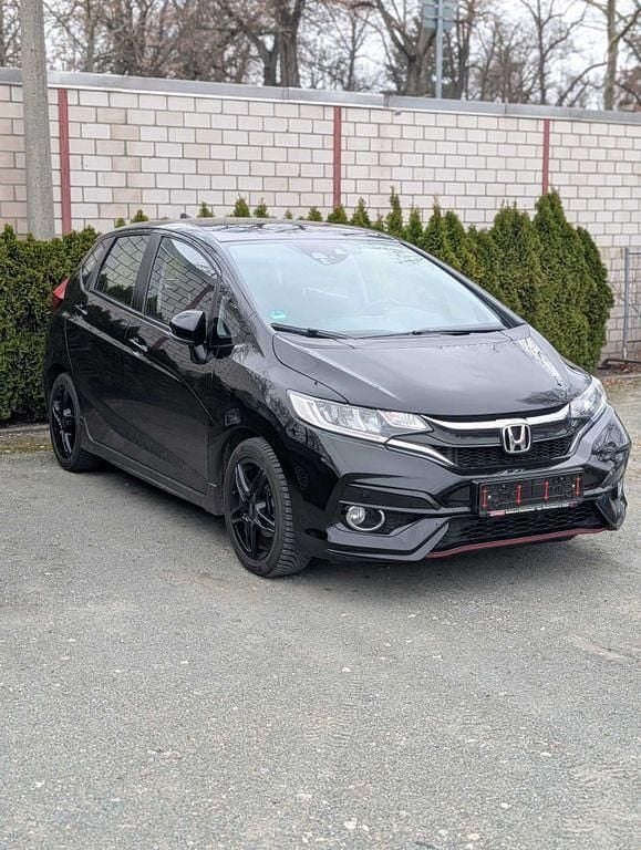 Gebraucht Honda Jazz Dynamic 131 PS (96 kW) 2018 Schwarz Kleinwagen