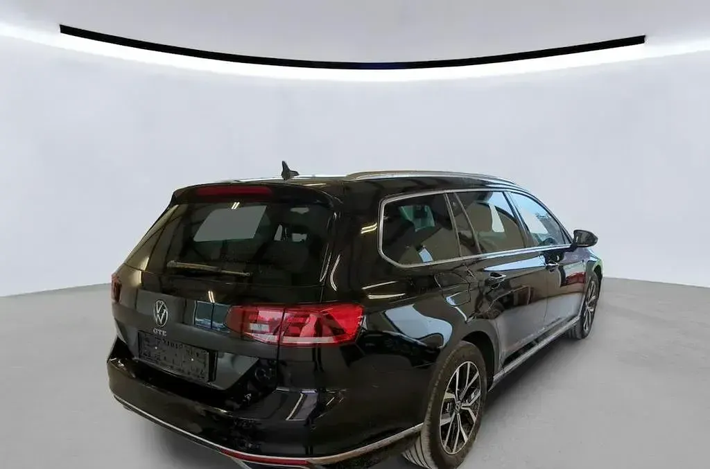 Gebraucht VW Passat GTE 156 PS (114 kW) 2021 Schwarz Kombi