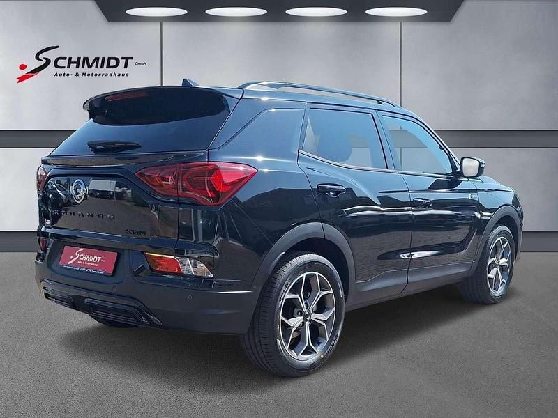 Gebraucht Ssangyong (KGM) Korando 163 PS (119 kW) 2025 Schwarz Limousine