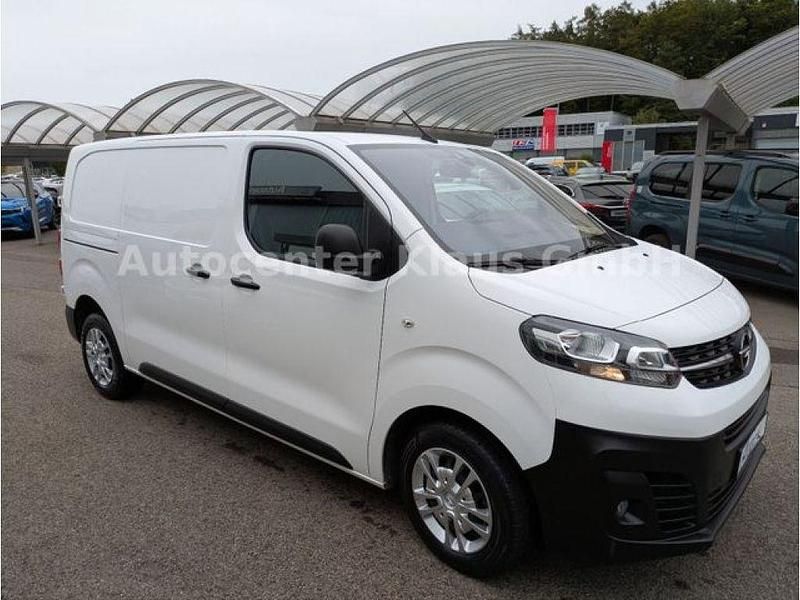 Jade weiss/arktis weiss Gebraucht 2020 Opel Vivaro Van | 16.422 € (Superpreis) - Bild 1/4