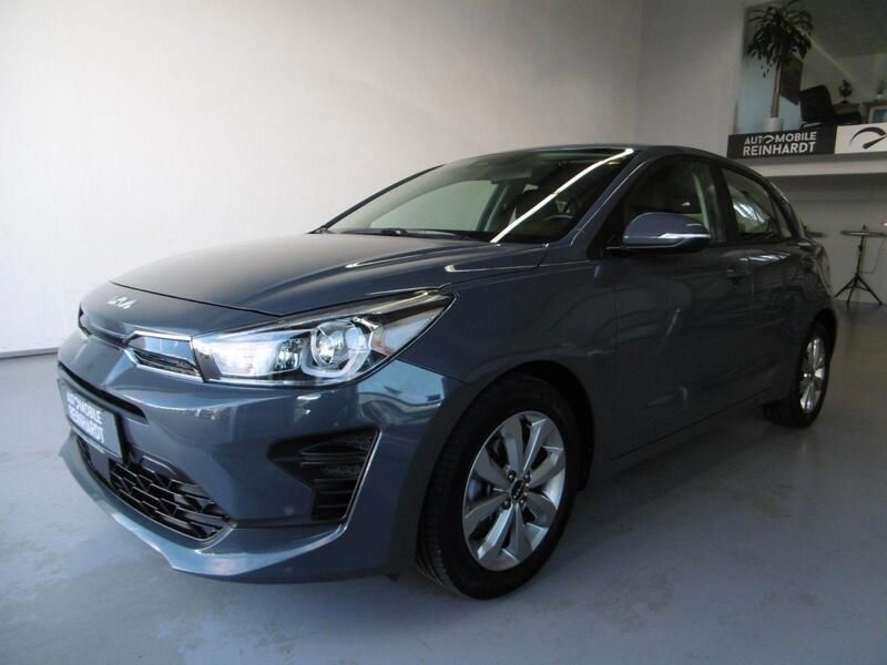 Grau Gebraucht 2022 Kia Rio Kleinwagen | 12.455 € (Fairer Preis) - Bild 1/4