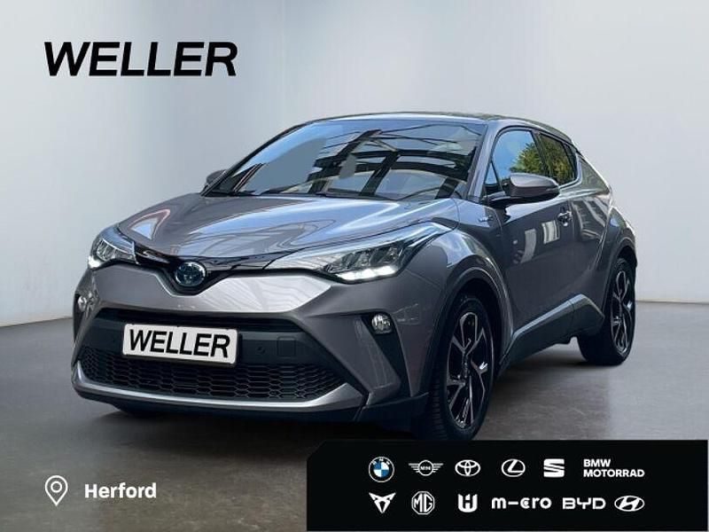 Grau Gebraucht 2021 Toyota C-HR Team SUV | 23.749 € (Fairer Preis) - Bild 1/4