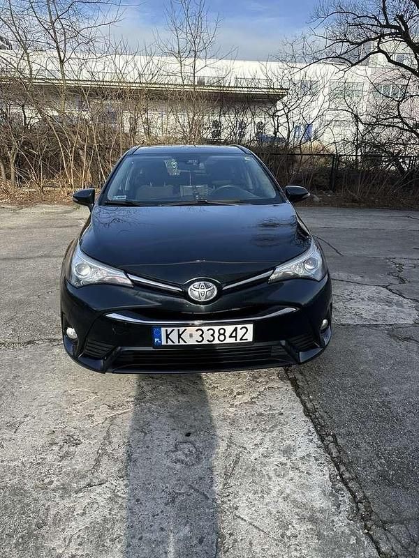 Gebraucht 2017 Toyota Avensis Kombi | 13.200 € - Bild 1/4