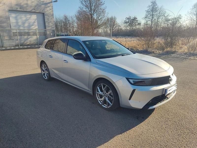 Gebraucht Opel Astra 131 PS (96 kW) 2024 Silber Kombi