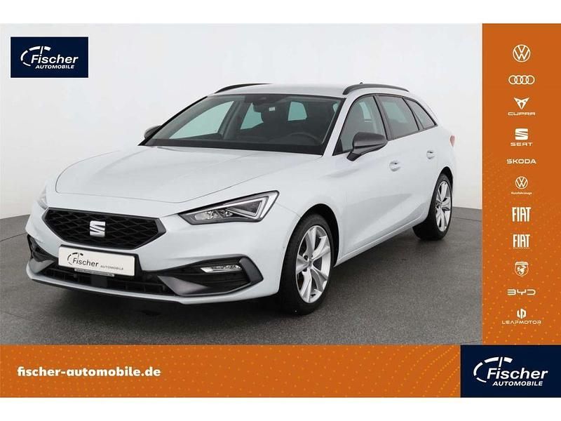Weiss Gebraucht 2023 Seat Leon FR Kombi | 26.480 € (Fairer Preis) - Bild 1/4