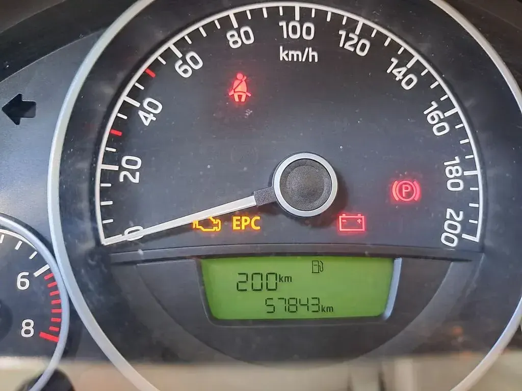Gebraucht Skoda Citigo Active 60 PS (44 kW) 2016 Weiß Kleinwagen