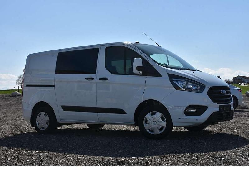 Gebraucht Ford Transit Custom Trend 131 PS (96 kW) 2019 Frostweiß Van / Kleinbus