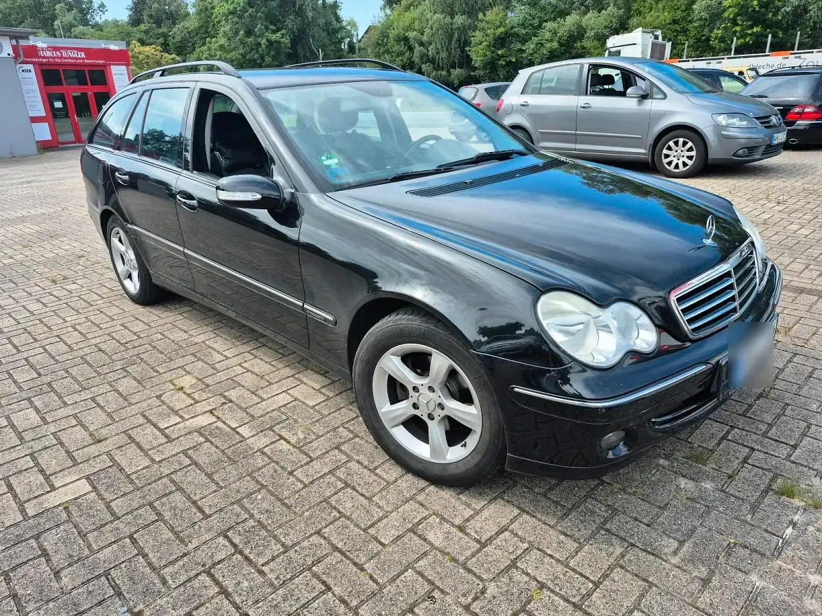 Gebraucht Mercedes C220 150 PS (110 kW) 2006 Schwarz Kombi