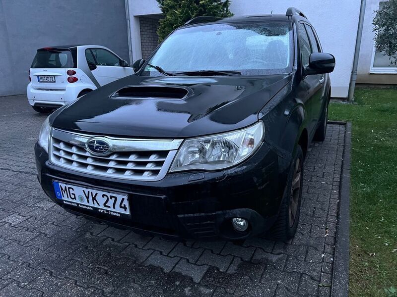 Schwarz Gebraucht 2012 Subaru Forester Exclusive+ SUV | 3.500 € (Guter Preis) - Bild 1/4