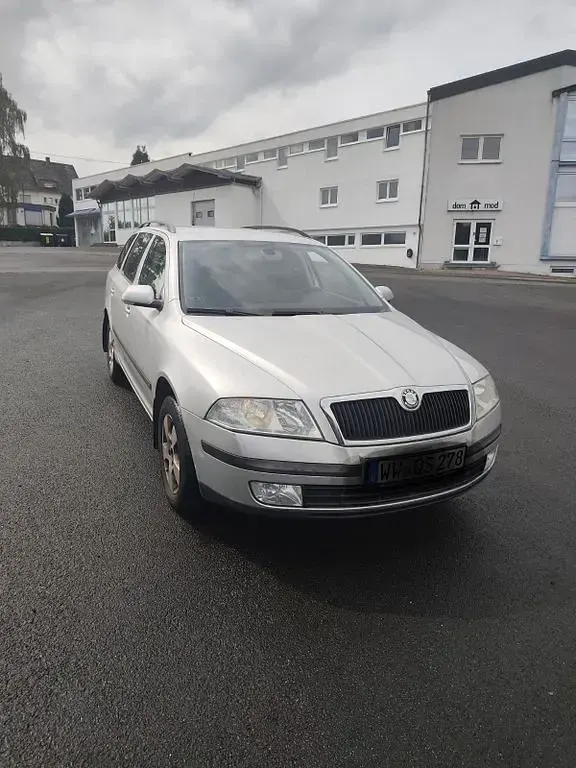 Gebraucht Skoda Octavia Elegance 105 PS (77 kW) 2006 Grau Kombi