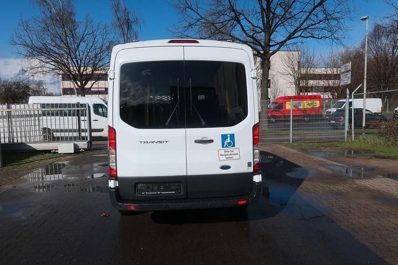 Gebraucht Ford Transit 131 PS (96 kW) 2020 Weiß Limousine