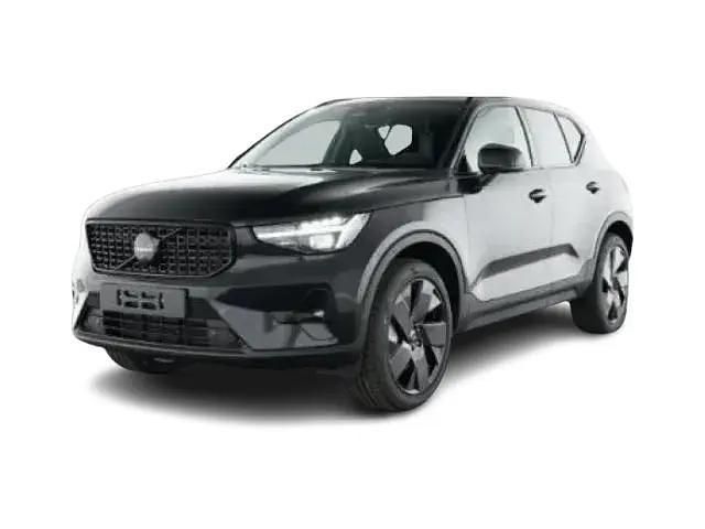 Neu Volvo XC40 Plus 163 PS (119 kW) 2025 Schwarz SUV