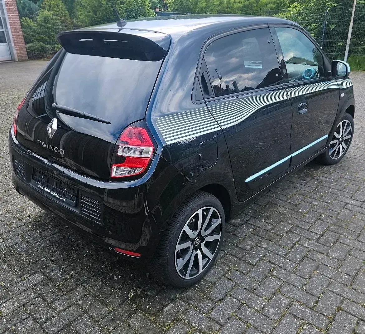 Gebraucht Renault Twingo Intens 71 PS (52 kW) 2019 Schwarz Kleinwagen