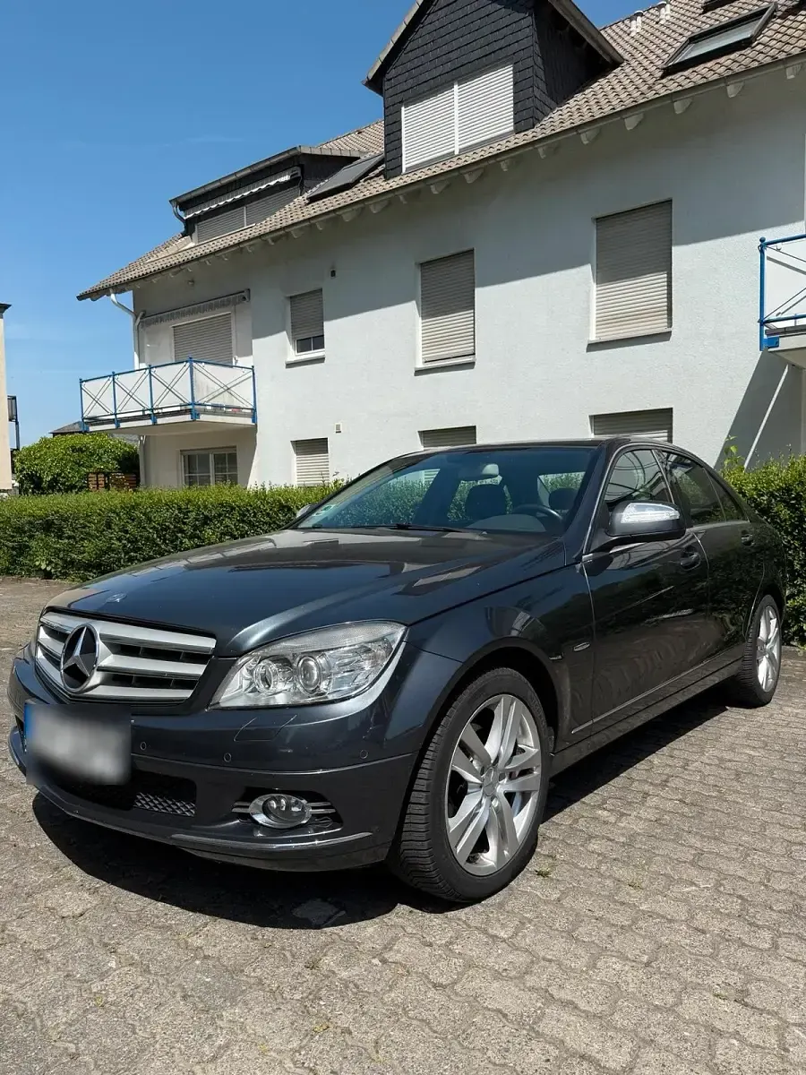 Gebraucht Mercedes C180 Avantgarde 156 PS (114 kW) 2007 Andere farben Limousine