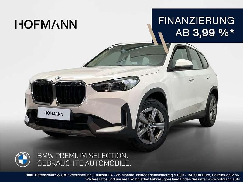 Alpinweiß uni Gebraucht 2024 BMW X1 Shadowline SUV | 34.643 € (Superpreis) - Bild 1/2